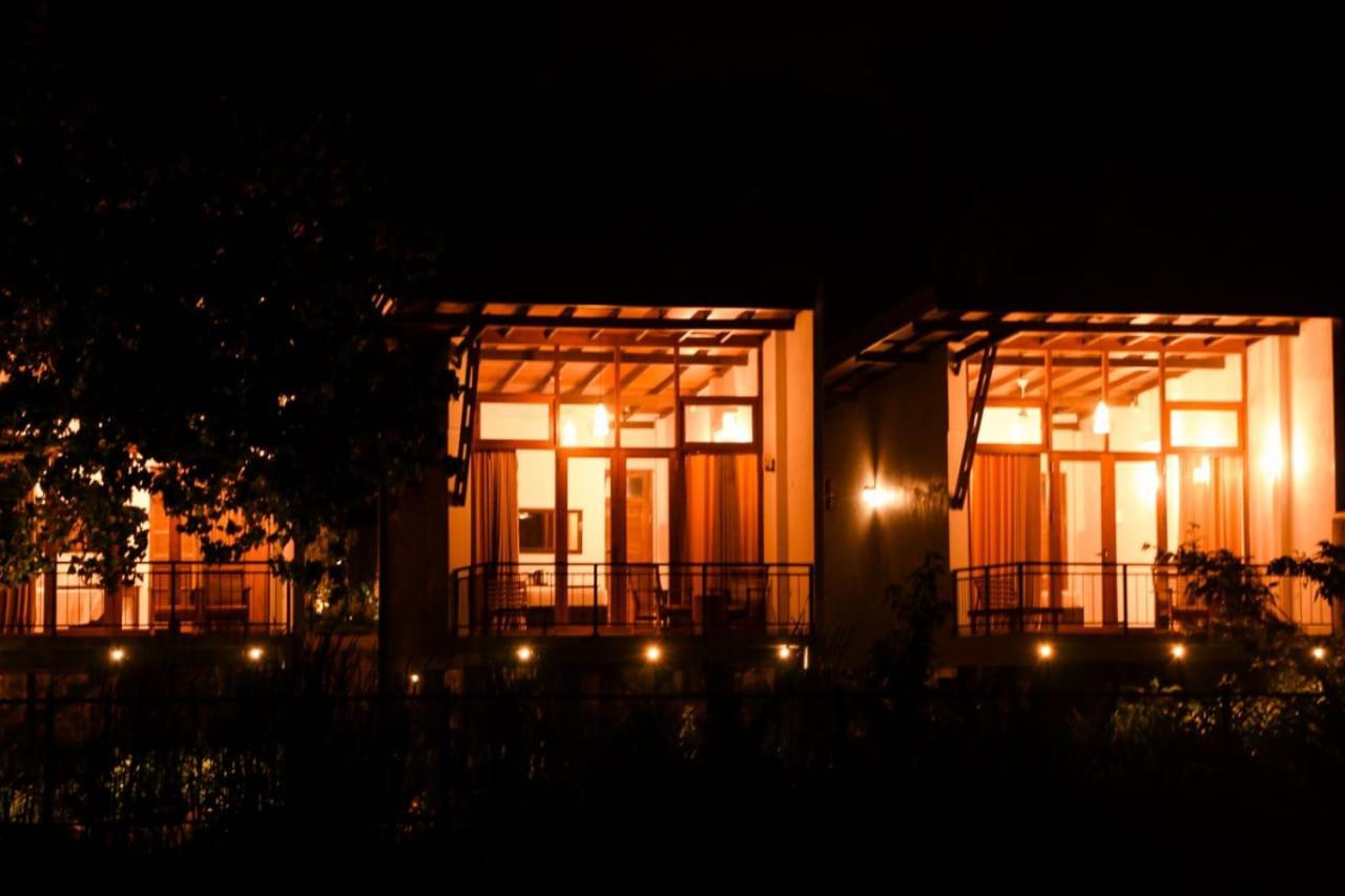 Senu Lagoon Villa Тангале Екстериор снимка